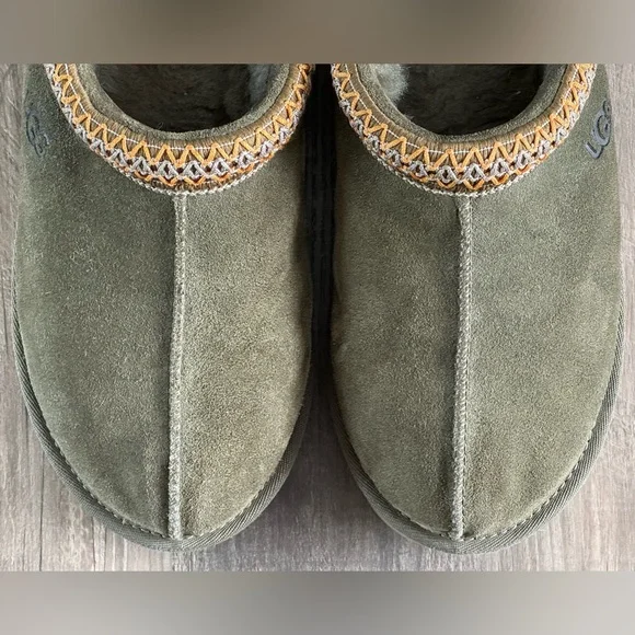 Ugg Tasman Slippers Burnt Olive Size 9 EUC! - Picture 5 of 16